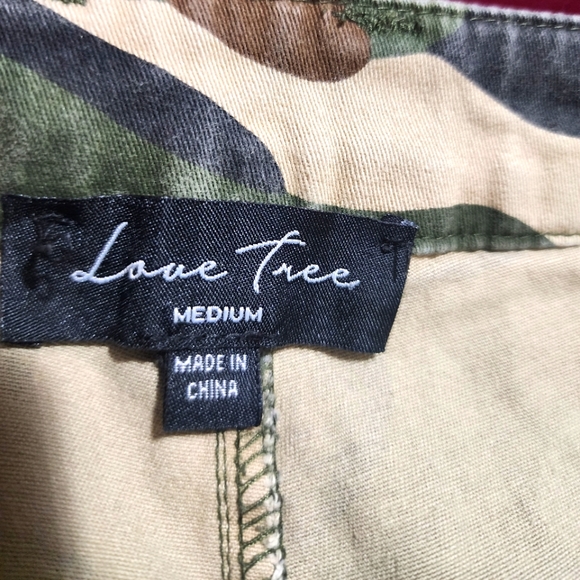 Love Tree Shorts - Picture 4 of 6